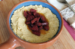 sucuklu humus