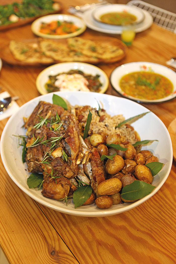 Kuzu Tandır ve İncirli İç Pilav