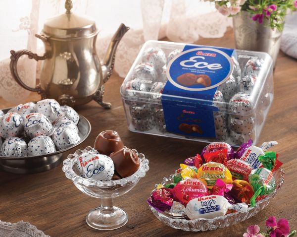 Ülker, lezzetli ürünleriyle bu bayram  “kalp kalbeyiz” diyecek