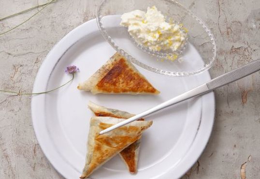 Pazılı Üçgen Börek