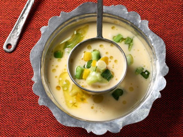 Yoğurtlu Sebze Çorbası