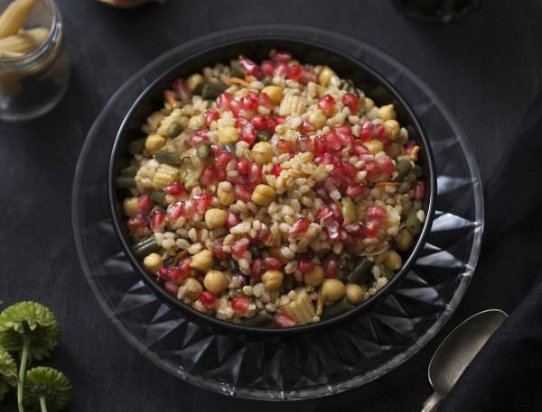 Narlı Bereket Salatası