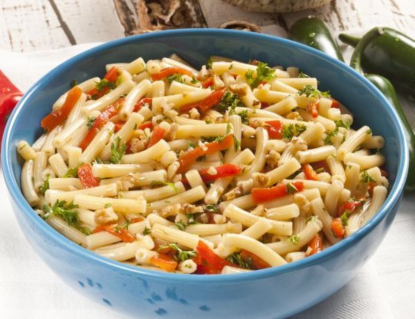 Közlenmiş Kapya Biberli ve Cevizli Makarna