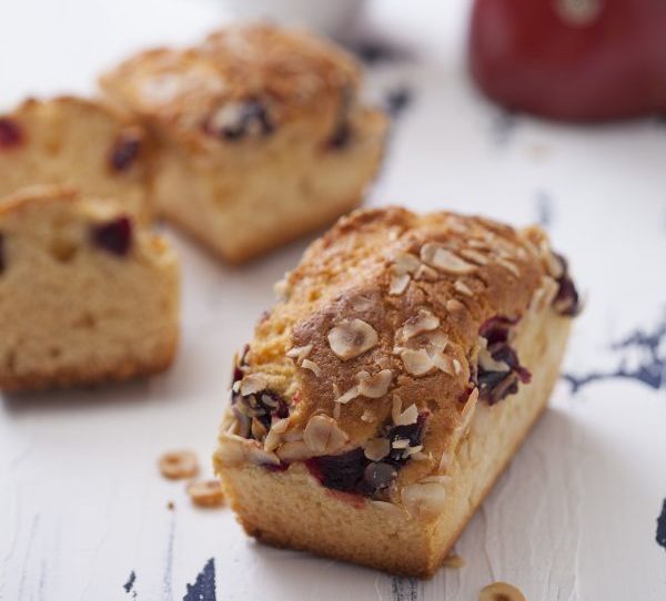 Zencefilli ve Vişneli Kek