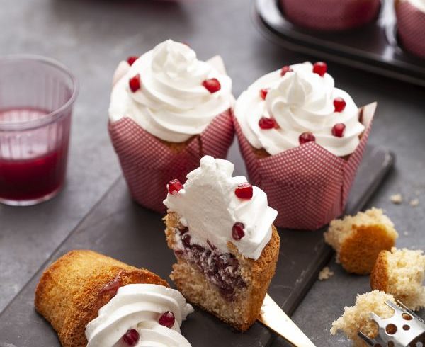 Nar Reçeli Dolgulu Muffin