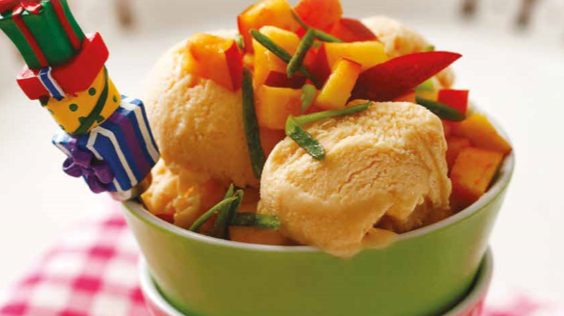 Şeftalili çok pratik dondurma!