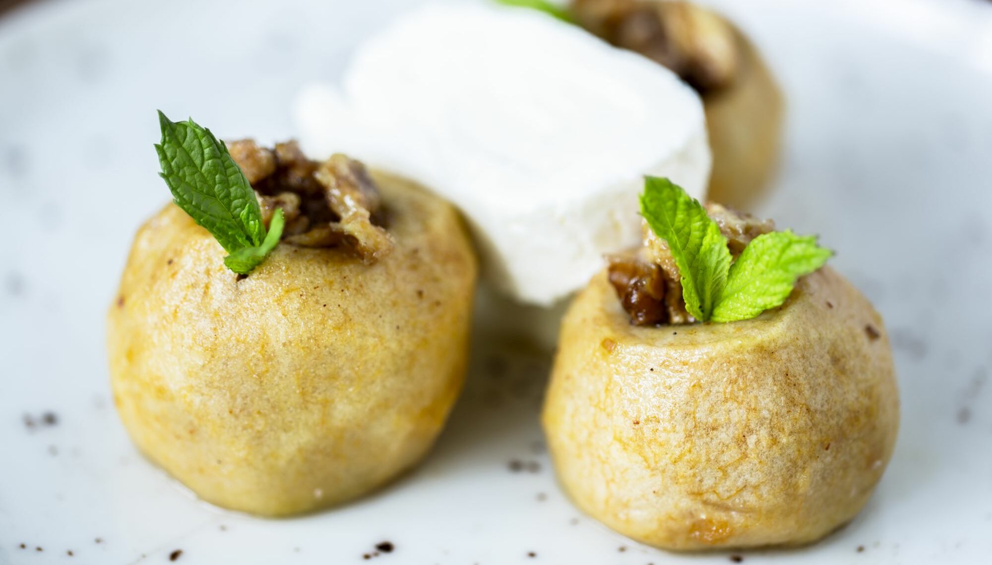 Cevizli Elma Dolması