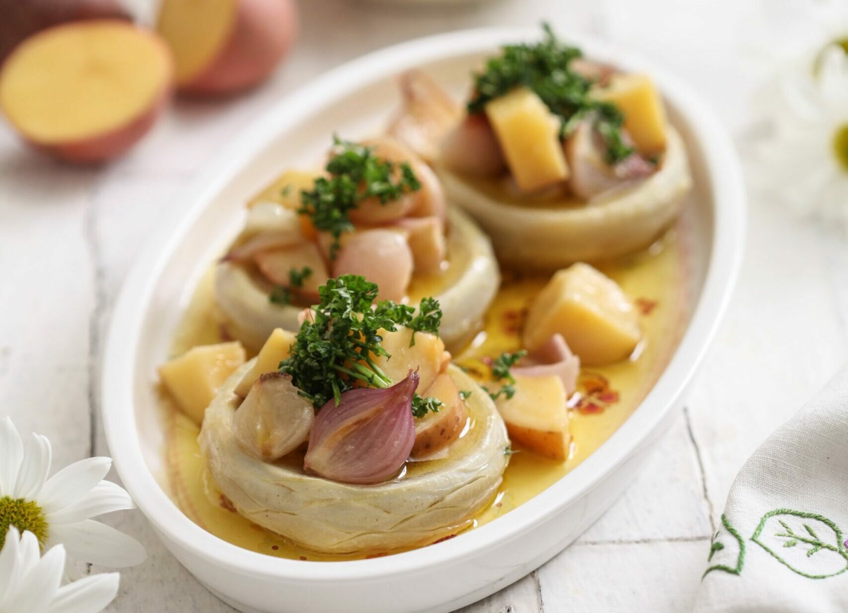 Kırmızı Patatesli ve Arpacık Soğanlı Enginar