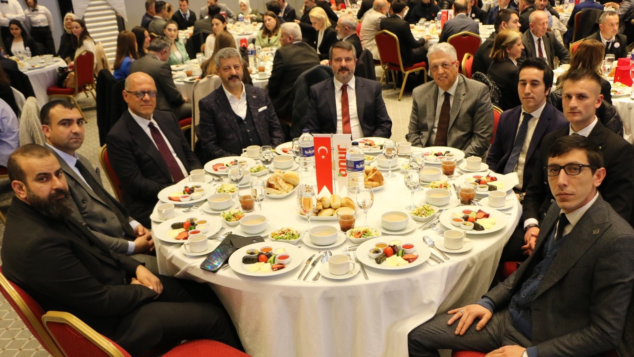 Onur Market Değerlendirme Toplantısı gerçekleşti