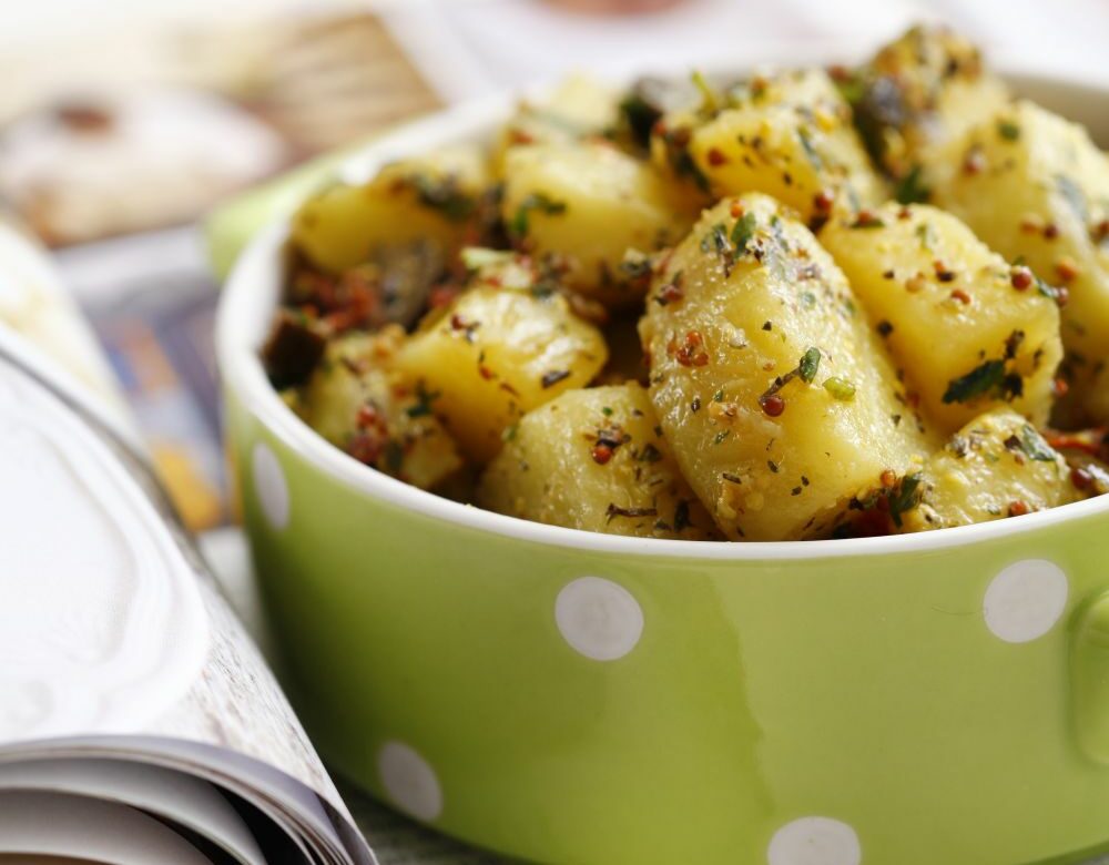 Tane Hardallı Patates Salatası