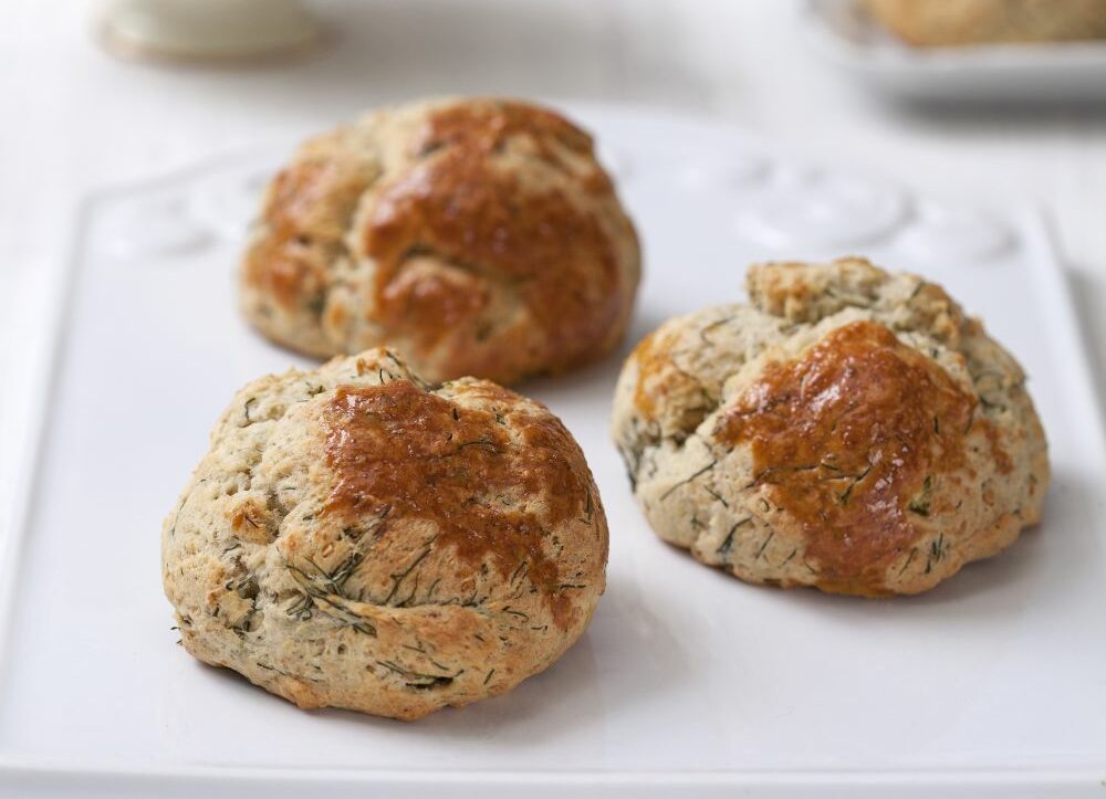 Otlu ve Süzme Peynirli Poğaça