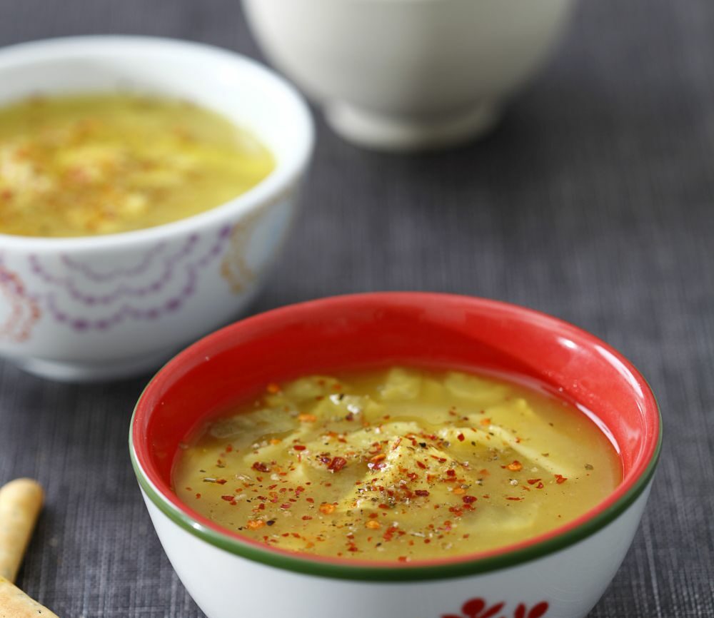 Zerdeçallı ve Kerevizli Tavuk Etli Çorba