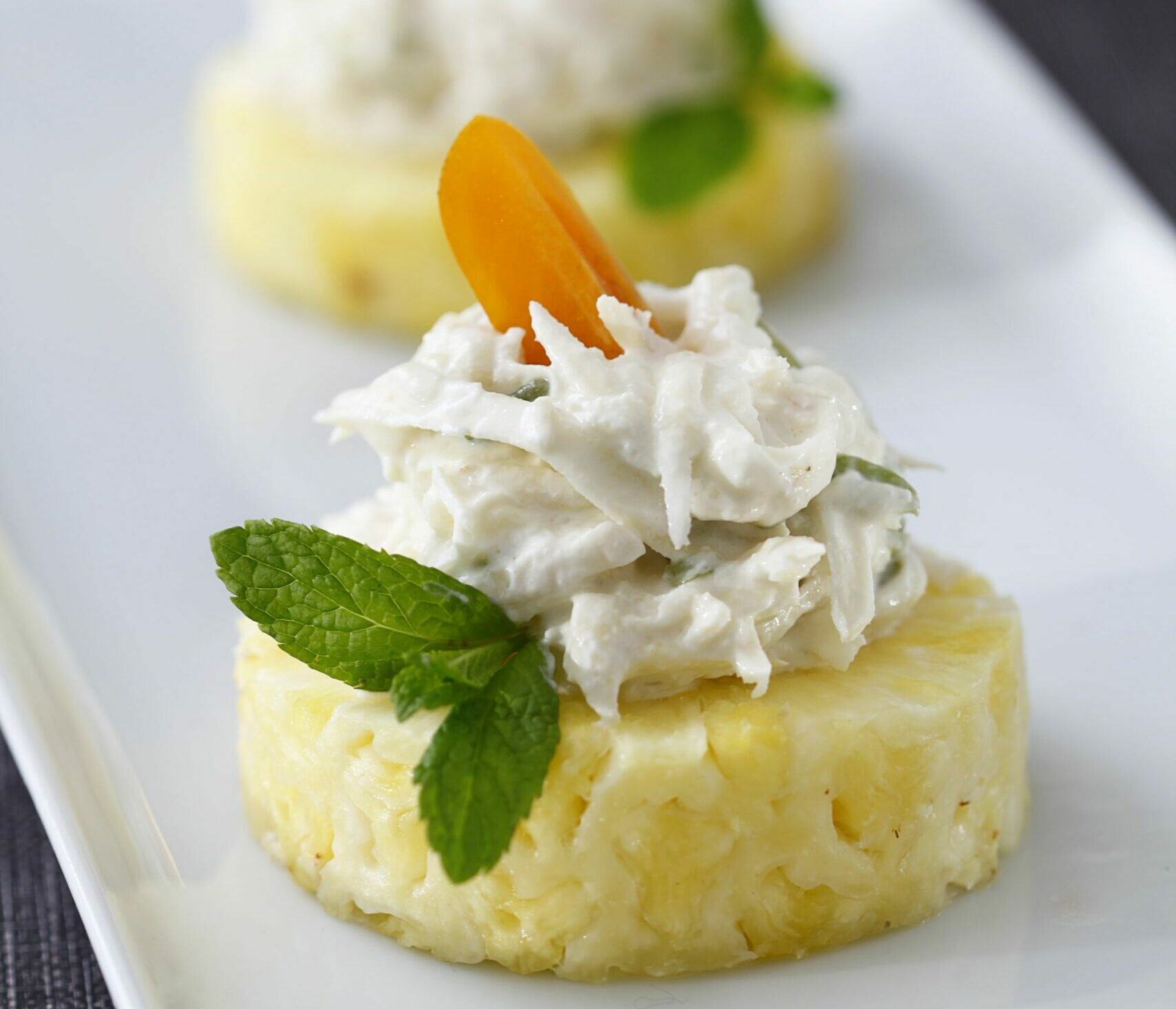 Ananaslı Kereviz Salatası