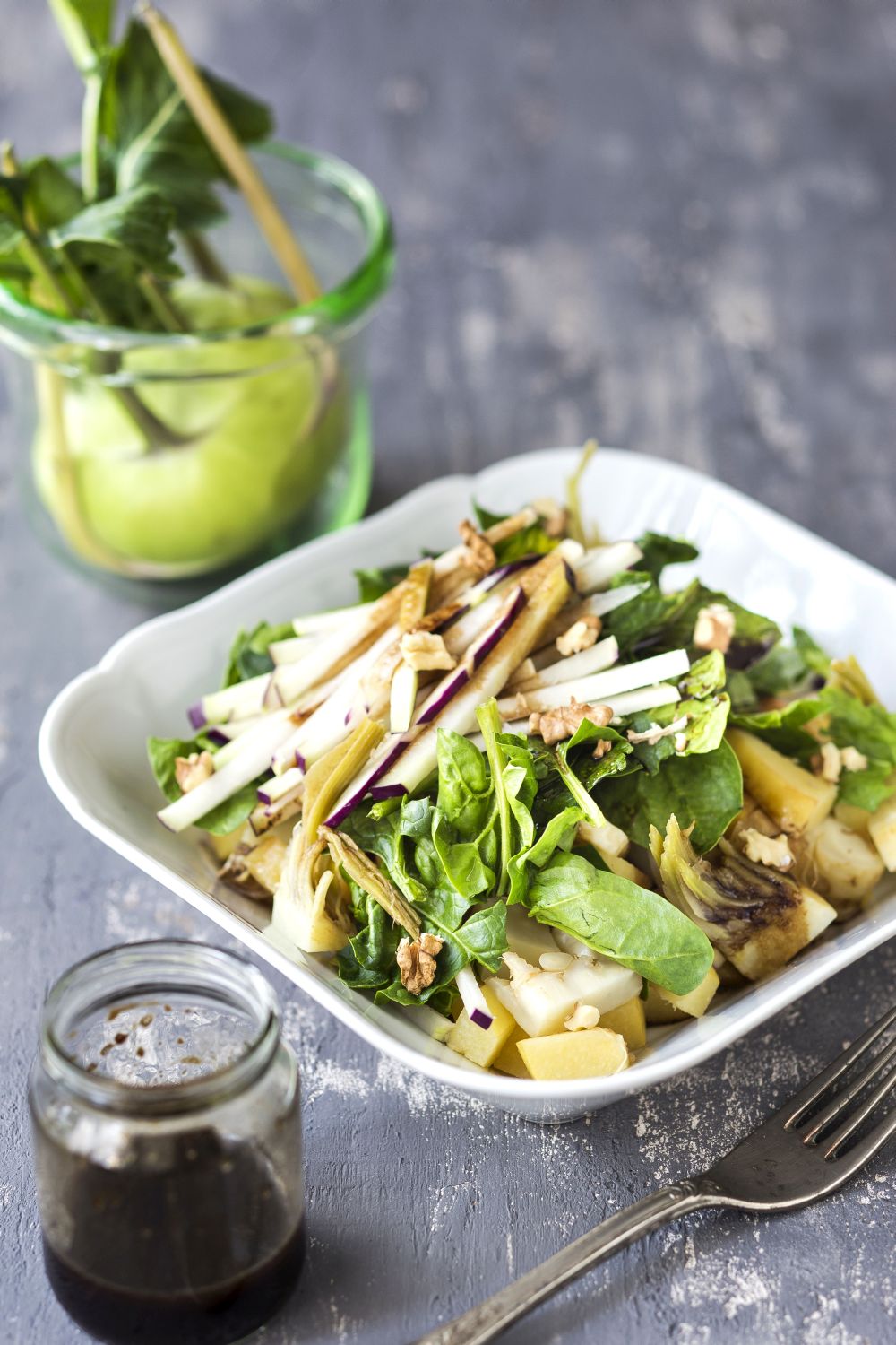 Bebe Ispanaklı ve Ayvalı Alabaş Salatası