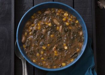 Karalahana Çorbası