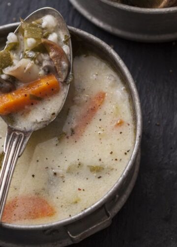 Yulaflı Sebzeli Mantar Çorbası