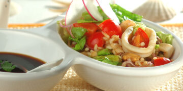 Pirinçli Deniz Ürünleri Salatası