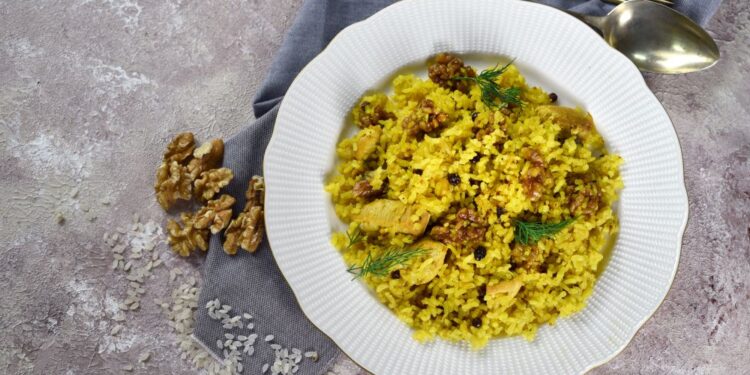 Cevizli Tavuklu İç Pilav (Şef Usulü)