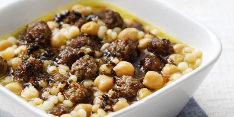 Nohutlu Köfte Çorbası