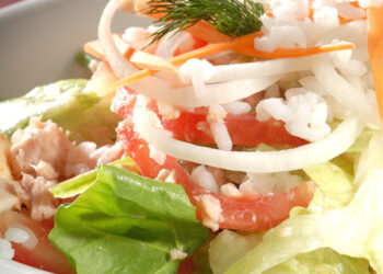 Soğanlı Ton Balıklı Salata